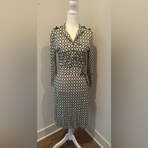 Tory Burch
Printed Knee-Length Dress
Size: XS